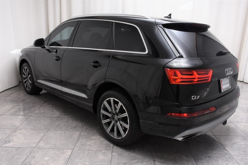 Pre-Owned 2017 Audi Q7 3.0T Premium Plus With Navigation